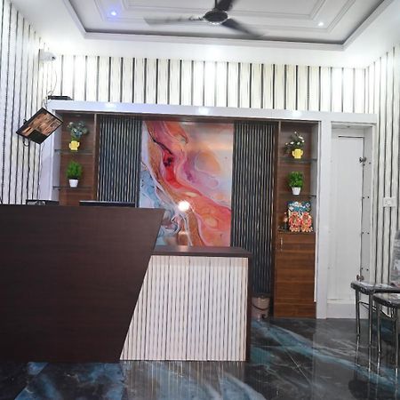 Js Banaras Residency Hotel พาราณสี ภายนอก รูปภาพ